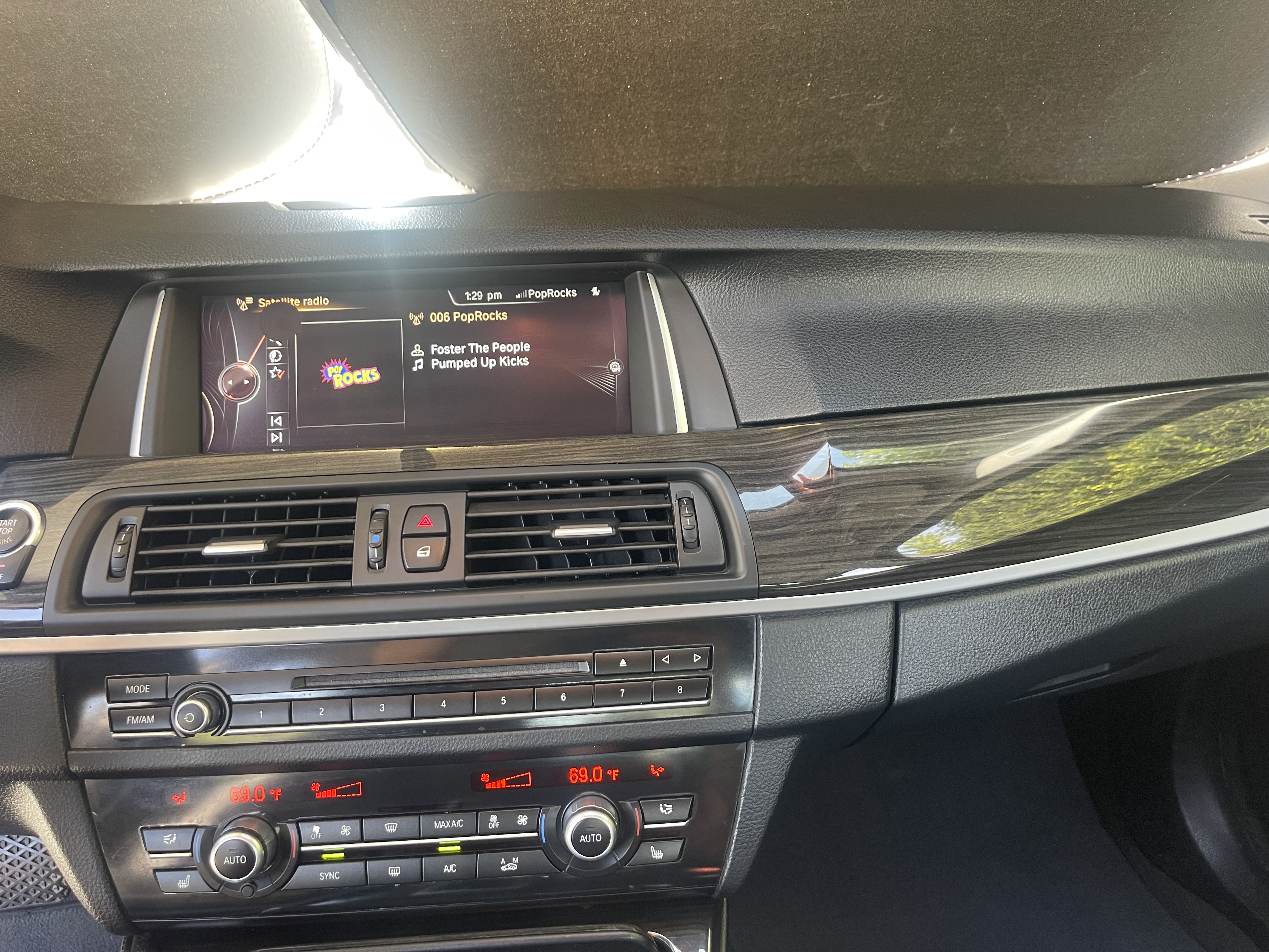 Used 2015 BMW 528i xDrive Sedan AWD/4WD image 22