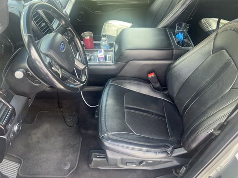 Used 2019 Ford Expedition Max Limited image 13