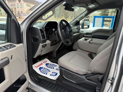 Used 2021 Ford F250 XLT w/ XLT Premium Package image 9