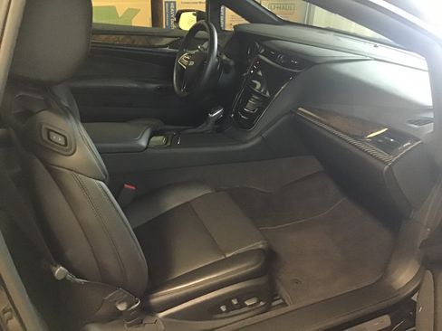 Used 2016 Cadillac ELR w/ Performance Package image 12