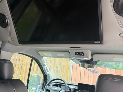 Used 2022 Ford Transit 150 Low Roof AWD image 12