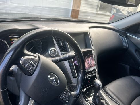 Used 2015 INFINITI Q50 Premium image 6
