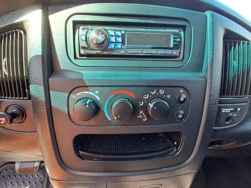 Used 2003 Dodge Ram 1500 Truck ST image 12