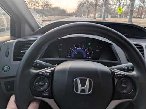 Used 2012 Honda Civic LX image 11