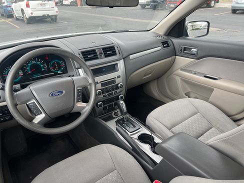 Used 2010 Ford Fusion SE image 8
