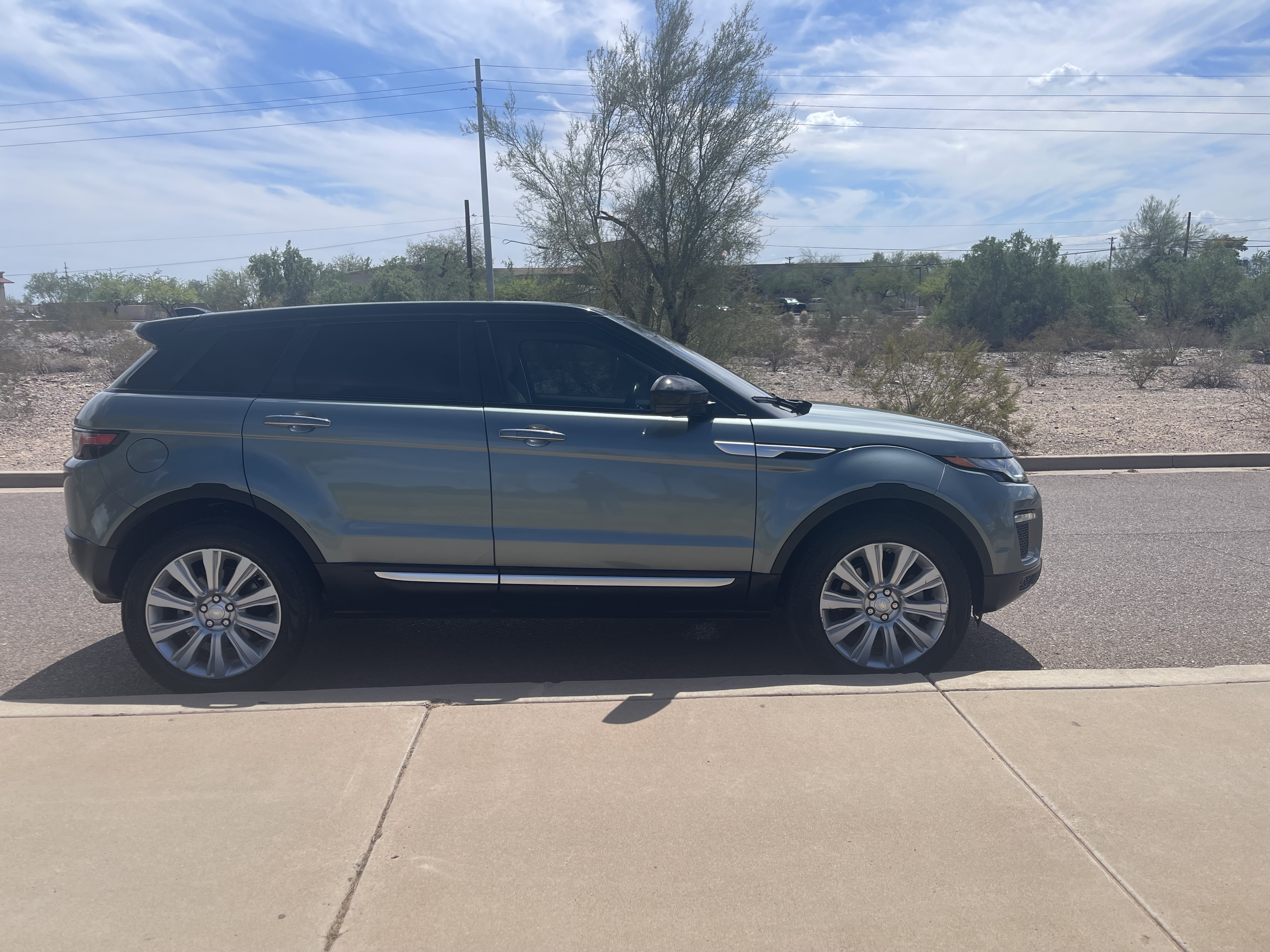 Used 2016 Land Rover Range Rover Evoque HSE AWD/4WD image 10