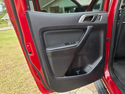 Used 2020 Ford Ranger XLT w/ Equipment Group 301A Mid image 13