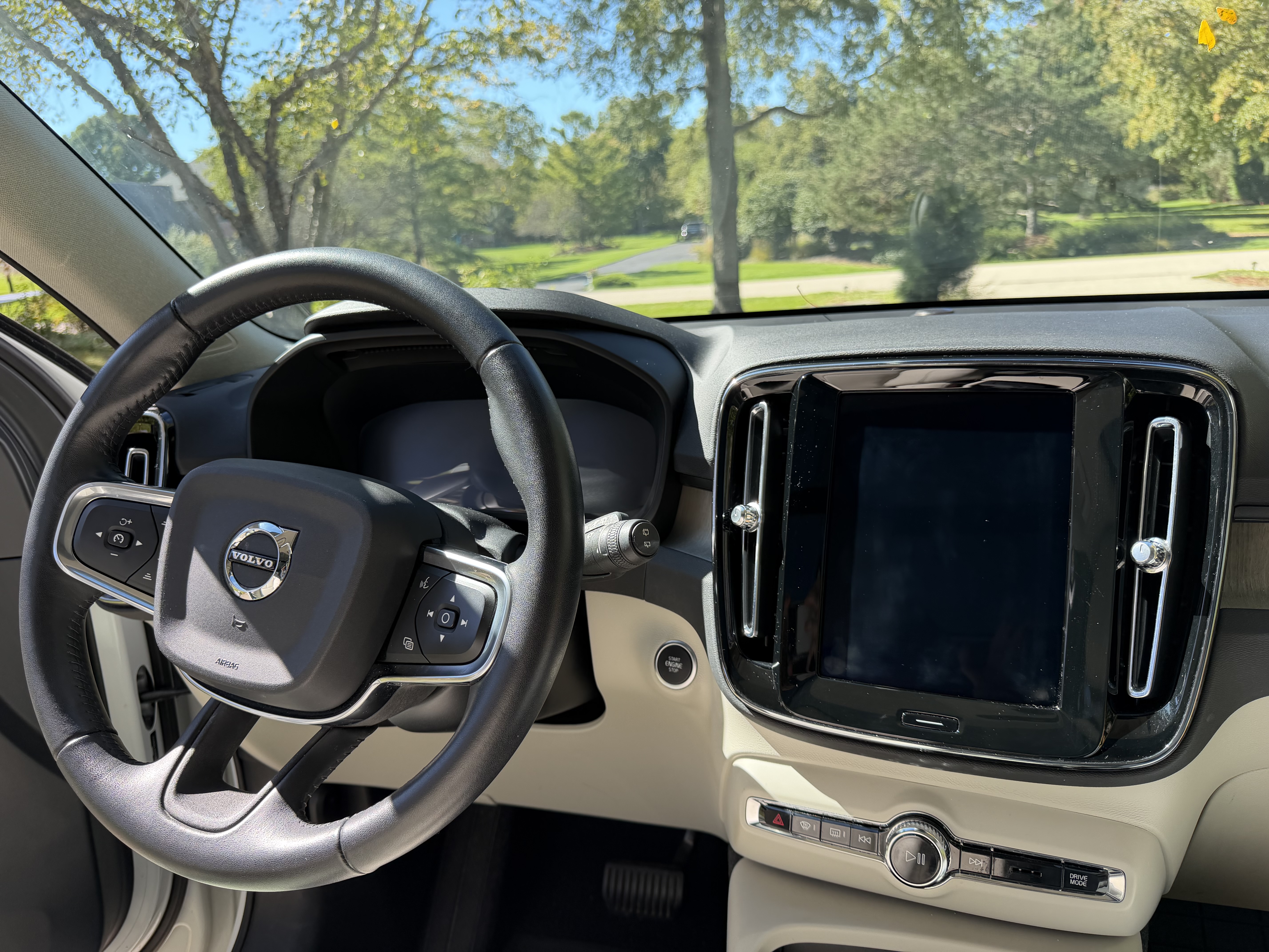 Used 2019 Volvo XC40 T5 Inscription AWD/4WD image 26