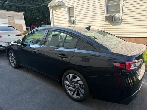 Used 2025 Subaru Legacy Limited AWD/4WD image 5
