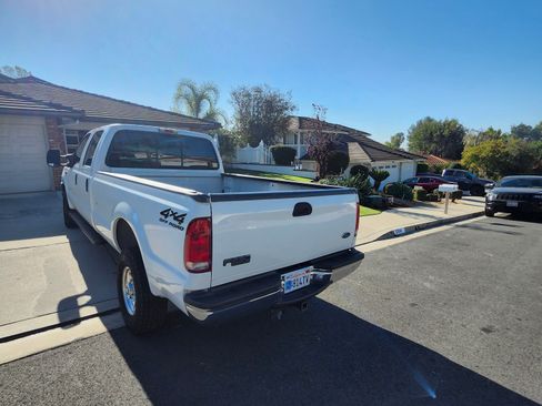 Used 2000 Ford F250 4x4 Crew Cab Super Duty image 2