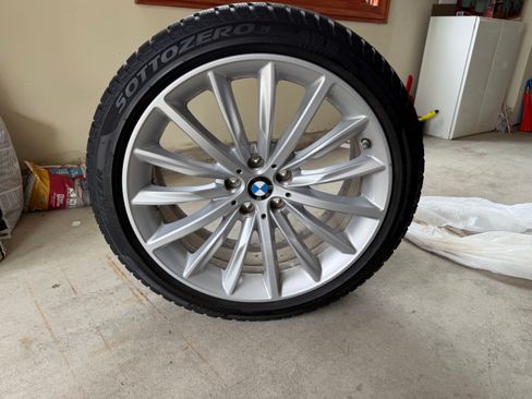 Used 2020 BMW M550i xDrive w/ Executive Package AWD/4WD image 11