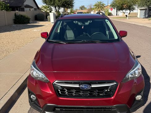 Used 2018 Subaru Crosstrek 2.0i Premium w/ Eyesight System image 2