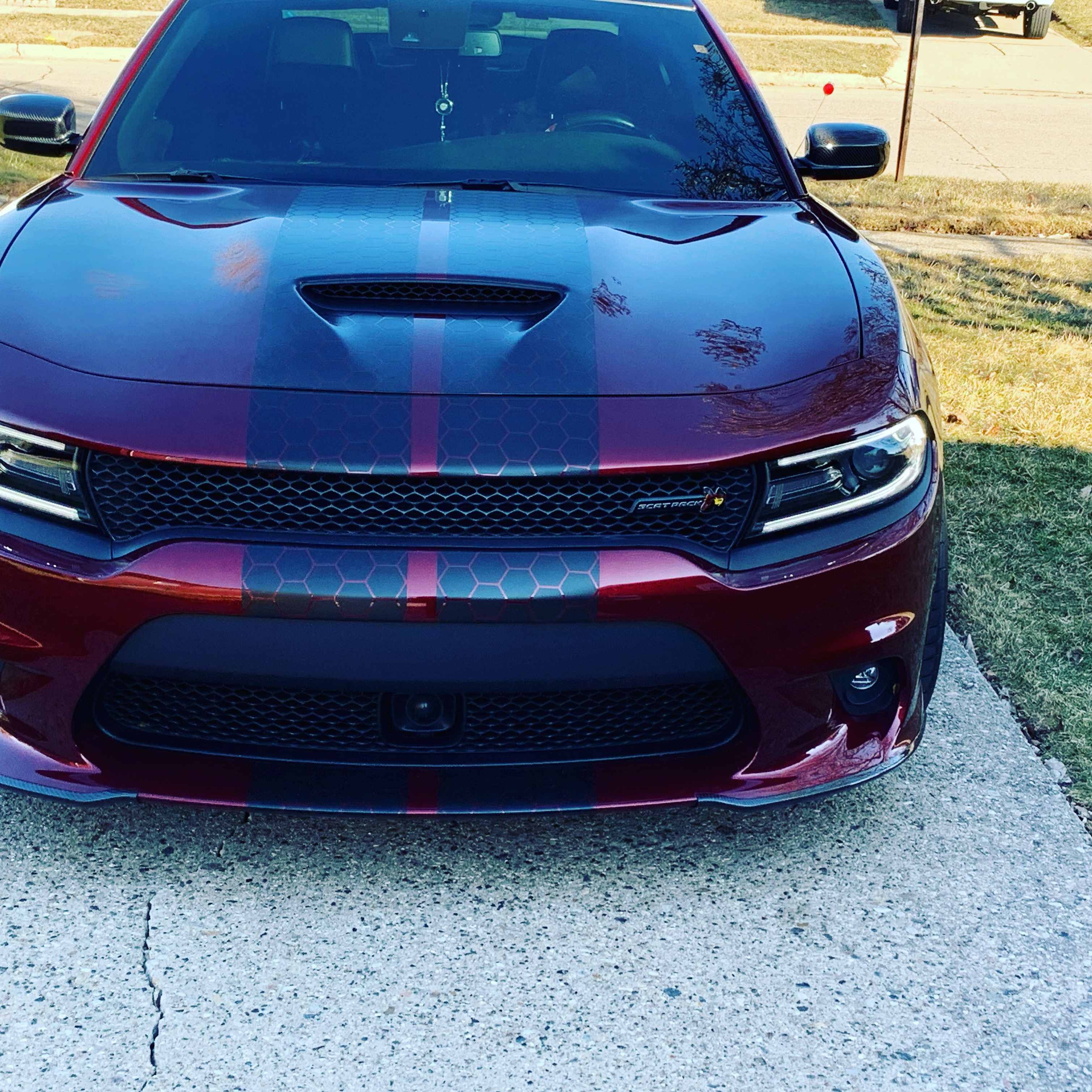 Used 2017 Dodge Charger R/T Scat Pack w/ Technology Group RWD image 2