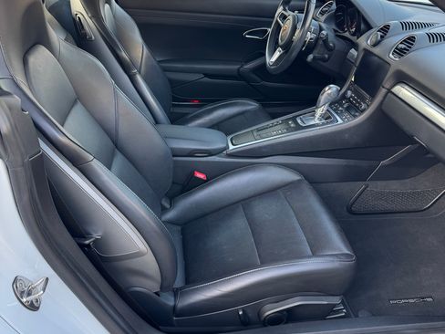 Used 2019 Porsche 718 Cayman image 20