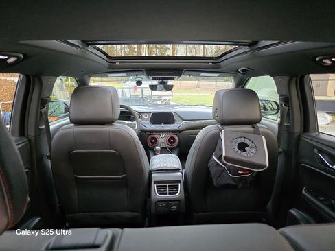 Used 2021 Chevrolet Blazer RS w/ Enhanced Convenience Package image 24