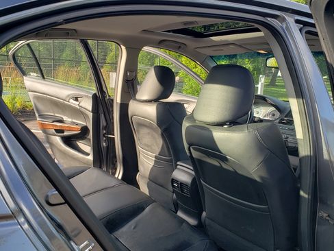 Used 2011 Honda Accord EX-L image 13