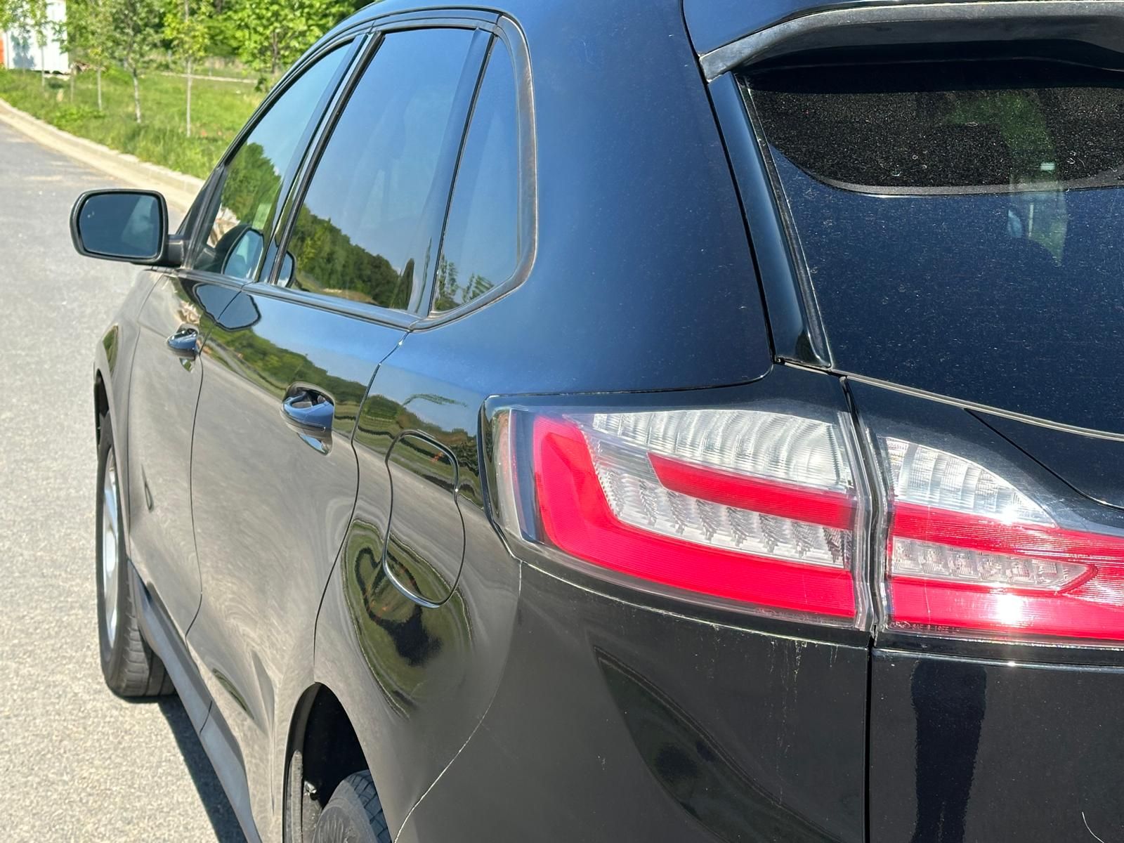 Used 2019 Ford Edge SE w/ Cargo Accessory Package FWD image 31