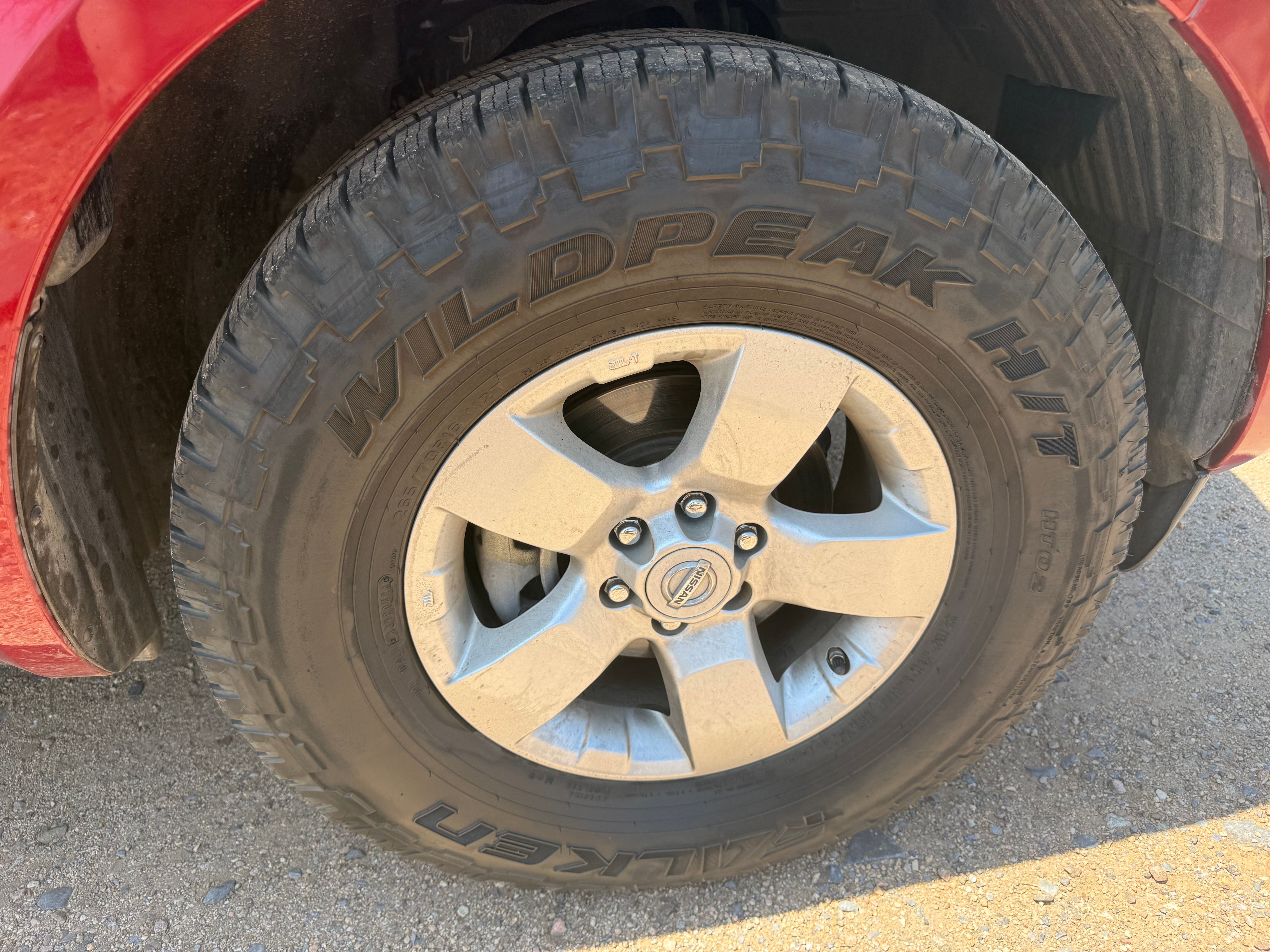 Used 2012 Nissan Frontier SV RWD image 8
