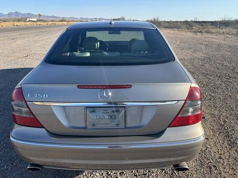 Used 2009 Mercedes-Benz E 350 Sedan image 2