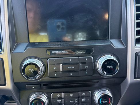 Used 2018 Ford F350 Platinum w/ Platinum Ultimate Package AWD/4WD image 13