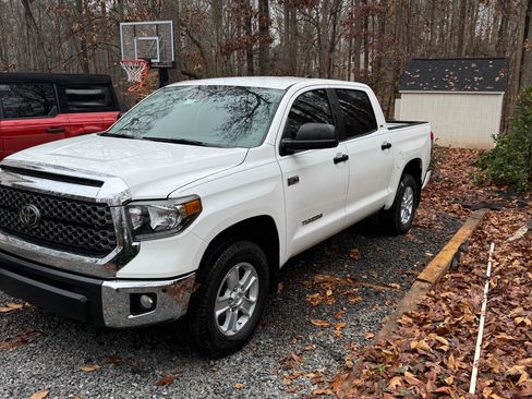 Used 2021 Toyota Tundra SR5 image 5