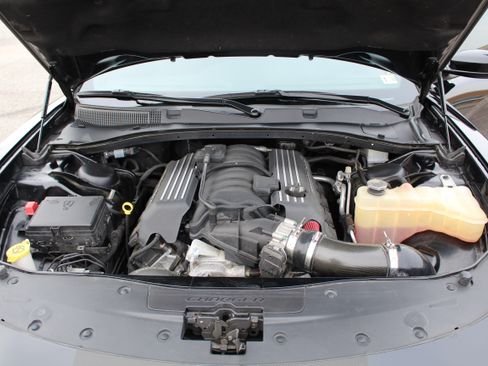 Used 2016 Dodge Charger R/T Scat Pack w/ Technology Group RWD image 8