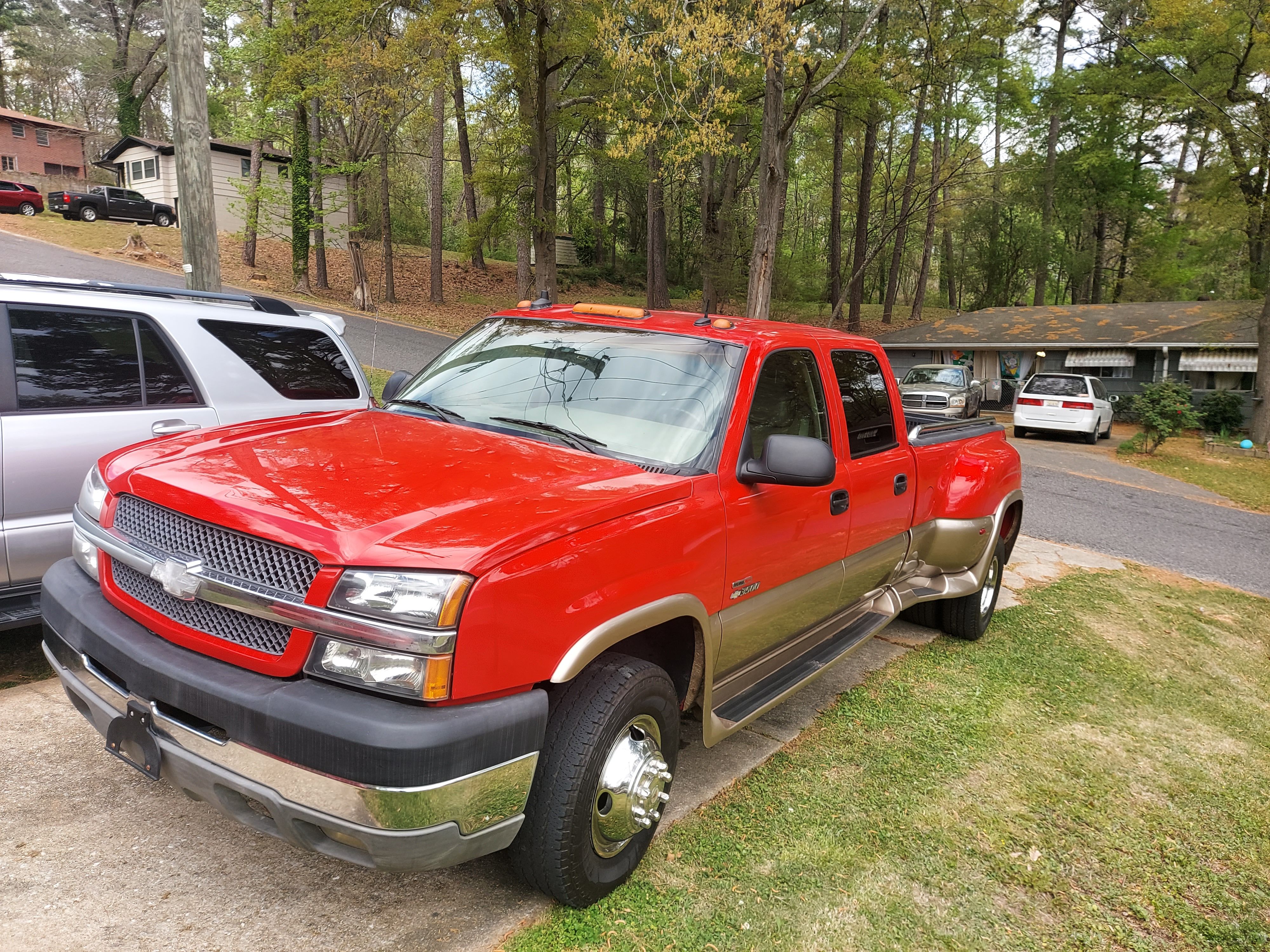 Used 2003 Chevrolet Silverado 3500 LT RWD image 1