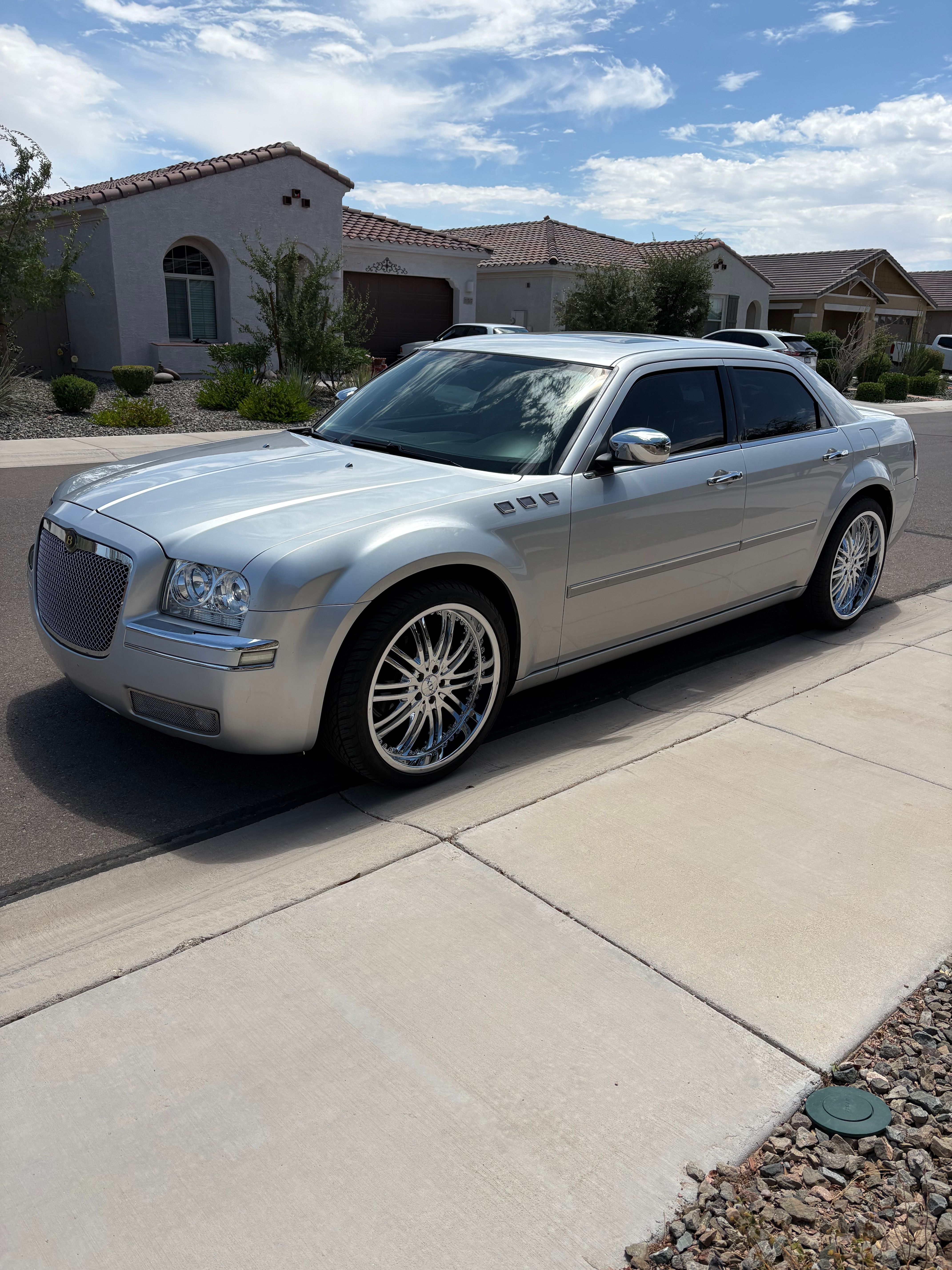 Used 2007 Chrysler 300 Touring L RWD image 5