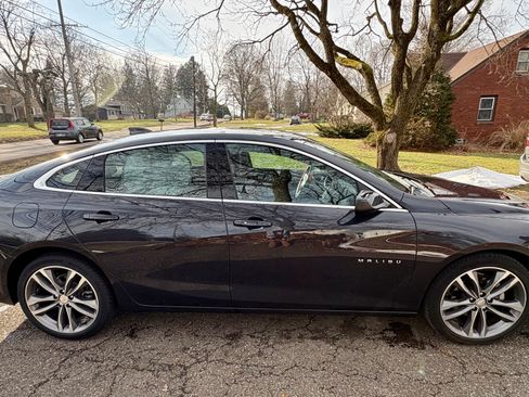 Used 2022 Chevrolet Malibu LT image 13