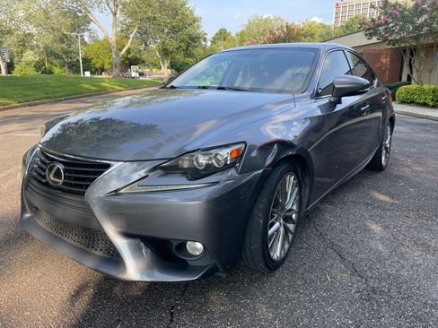 Used 2014 Lexus IS 250 w/ Navigation Package RWD image 2
