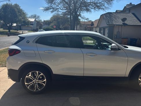 Used 2021 BMW X2 xDrive28i w/ Convenience Package image 2