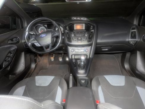 Used 2016 Ford Focus ST image 8