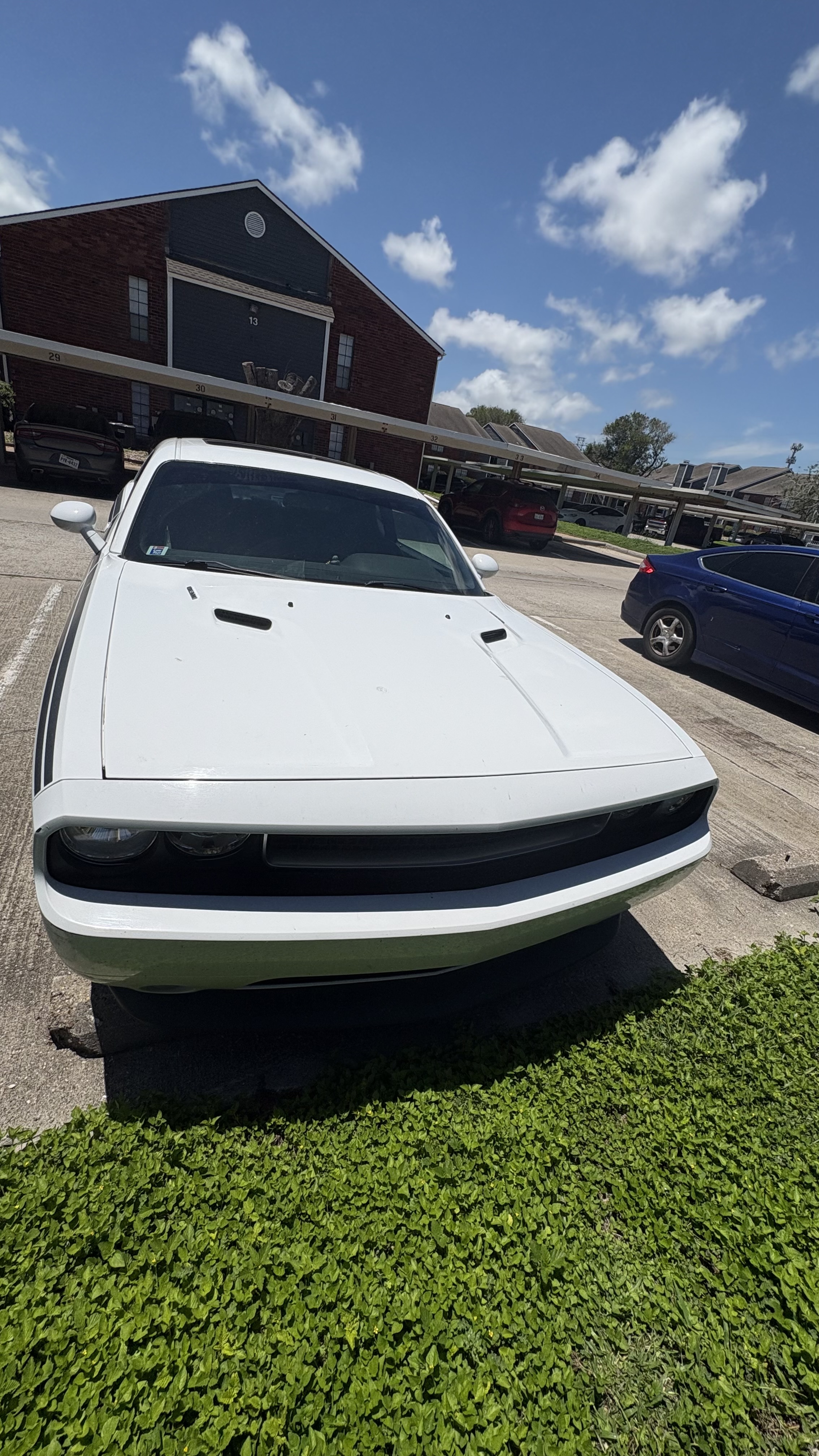 Used 2011 Dodge Challenger R/T RWD image 1
