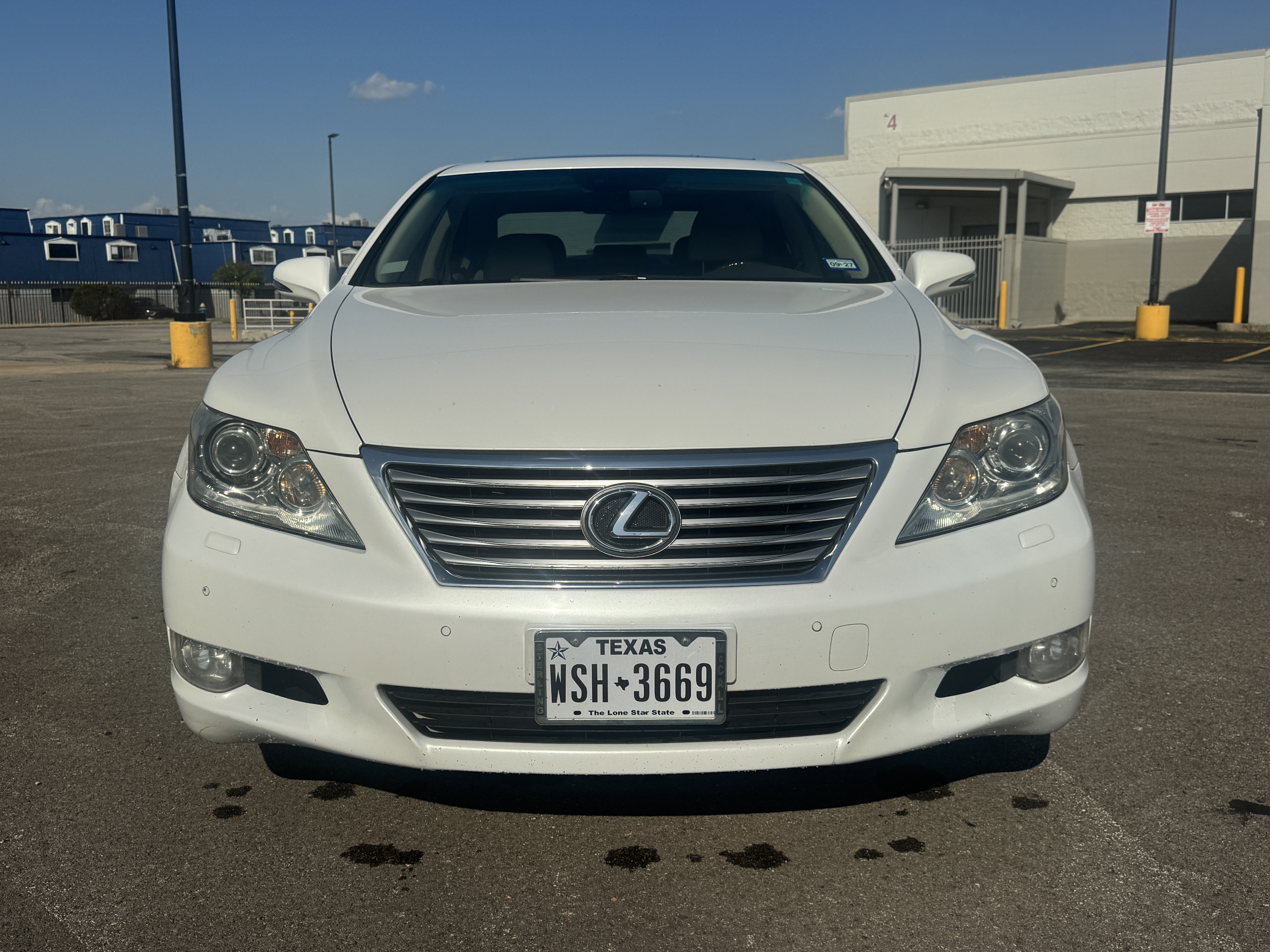 Used 2012 Lexus LS 460 AWD w/ Comfort Pkg image 8