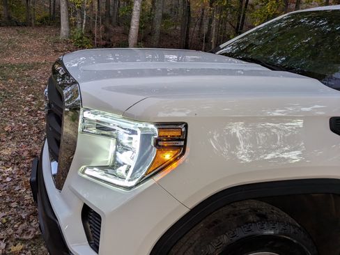 Used 2019 GMC Sierra 1500 4x4 Crew Cab w/ Convenience Package image 2