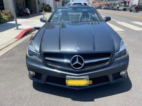 Used 2011 Mercedes-Benz SL 63 AMG image 11