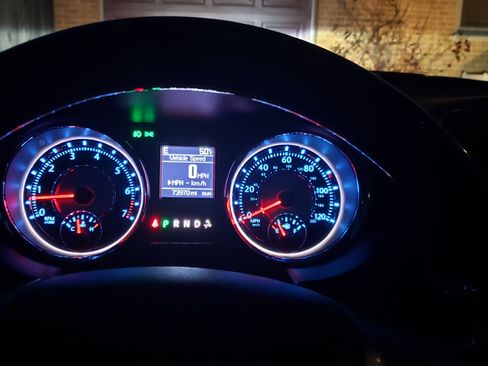 Used 2012 Chrysler Town & Country Limited w/ Luxury Group image 25