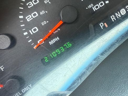Used 2003 Ford F250 XLT RWD image 8