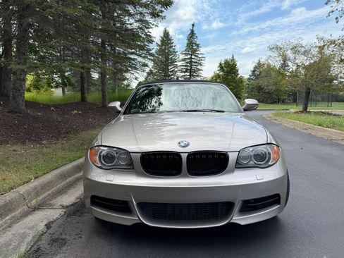Used 2011 BMW 135i Convertible RWD image 5
