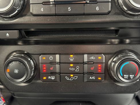 Used 2016 Ford F150 XLT w/ Equipment Group 302A Luxury image 26