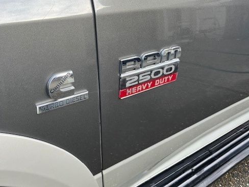 Used 2011 RAM 2500 Laramie w/ Protection Group image 16