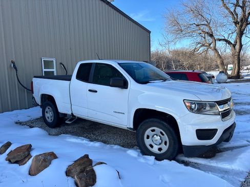 Used 2016 Chevrolet Colorado W/T image 5