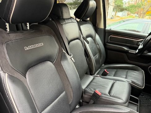 Used 2020 RAM 1500 Laramie image 17