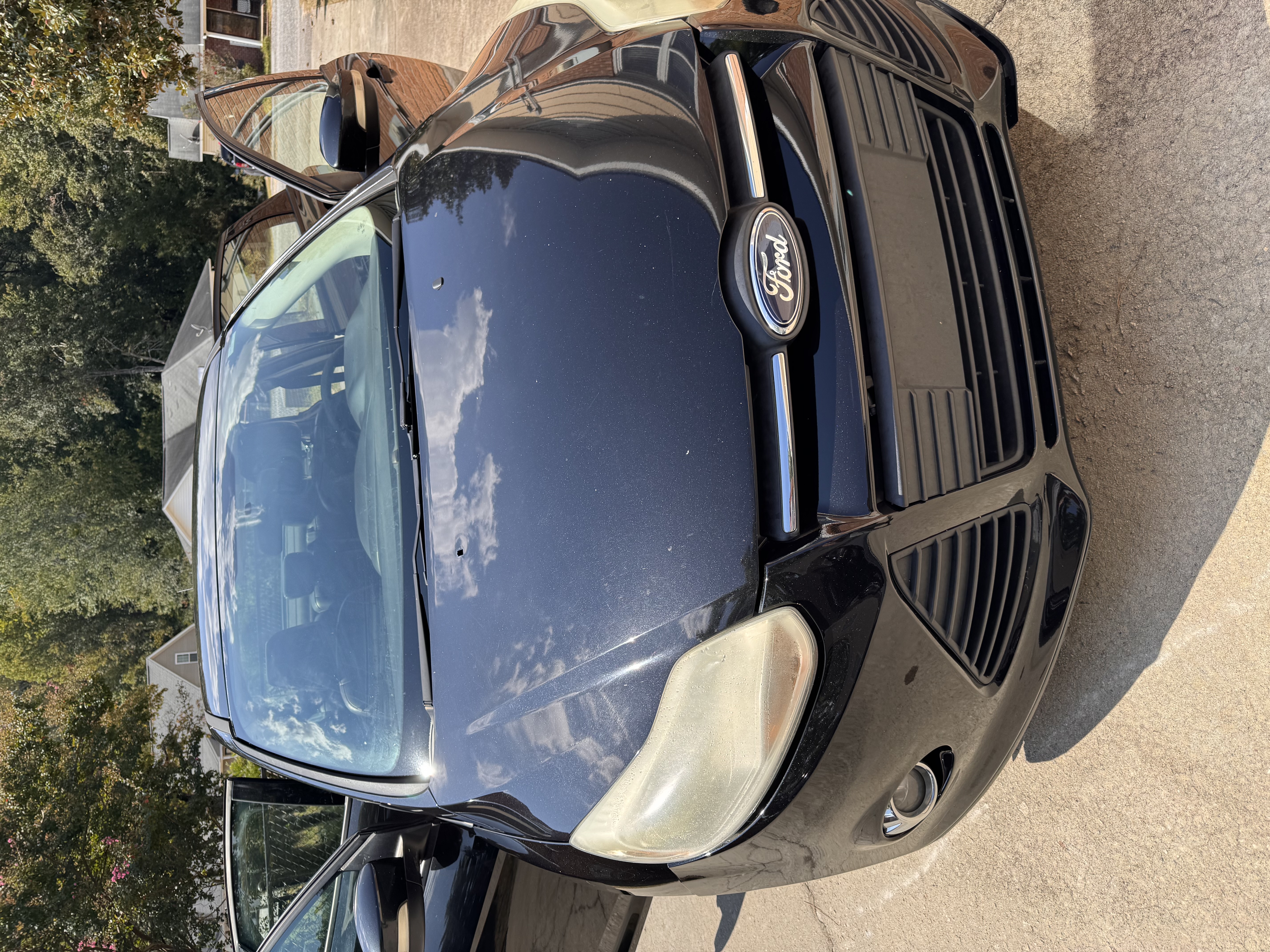 Used 2014 Ford Focus SE w/ Equipment Group 201A FWD image 10