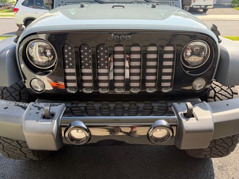Used 2015 Jeep Wrangler Unlimited Sport AWD/4WD image 4