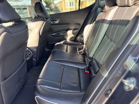 Used 2018 Acura TLX V6 w/ Technology Package image 8