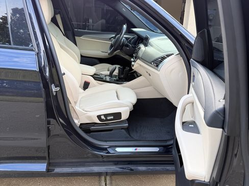 Used 2021 BMW X3 xDrive30i w/ M Sport Package image 6