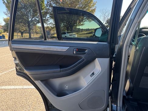 Used 2007 Toyota 4Runner Sport image 18