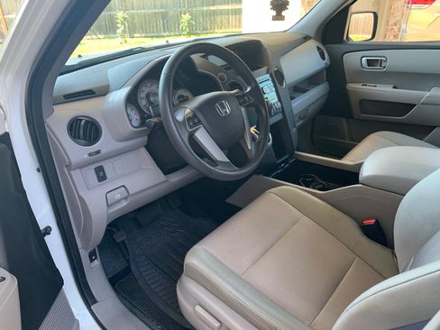 Used 2011 Honda Pilot EX image 8