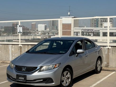 Used 2014 Honda Civic LX image 4